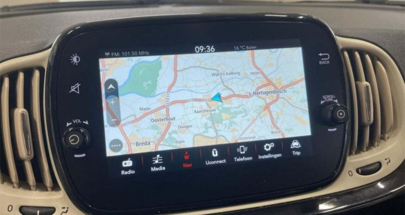 Fiat 500 1.0 Hybride Lounge 2020 - photo n°6 Fiat 500 1.0 Hybride Lounge  occasion à MIONS - photo n°6