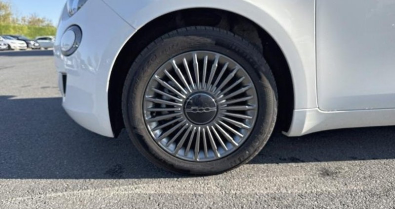 Fiat 500 3+1 e 95ch Icône 2022 - photo n°5 Fiat 500 3+1 e 95ch Icône  occasion à Bourges - photo n°5