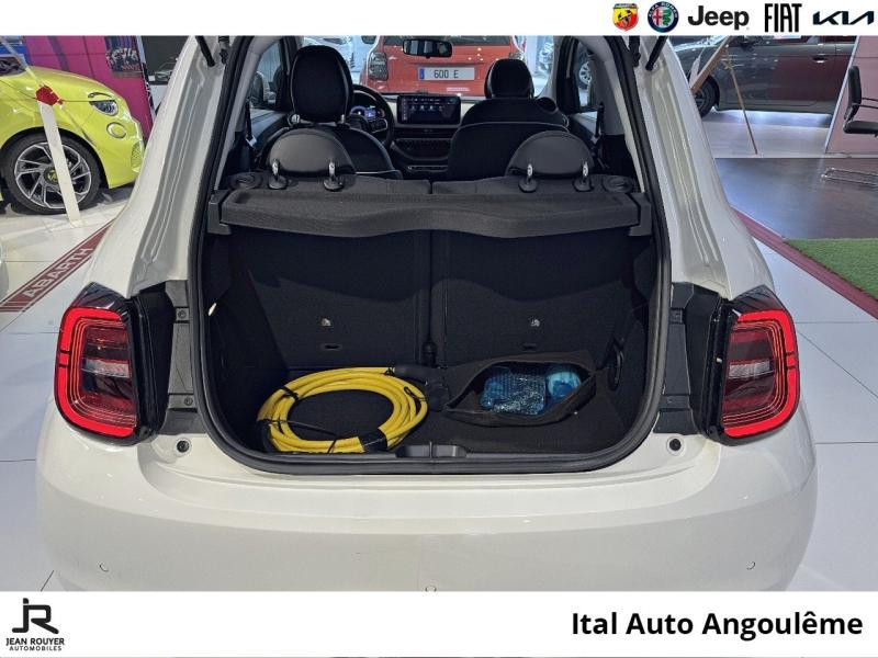 Fiat 500 3+1 e 95ch Pack Confort & Style MY24 (Prime 3181 dduite)  occasion à CHAMPNIERS - photo n°6