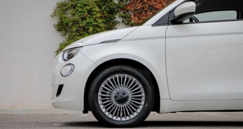Fiat 500 500E Icone 2023 - photo n°7 Fiat 500 500E Icone  occasion à MONACO - photo n°7