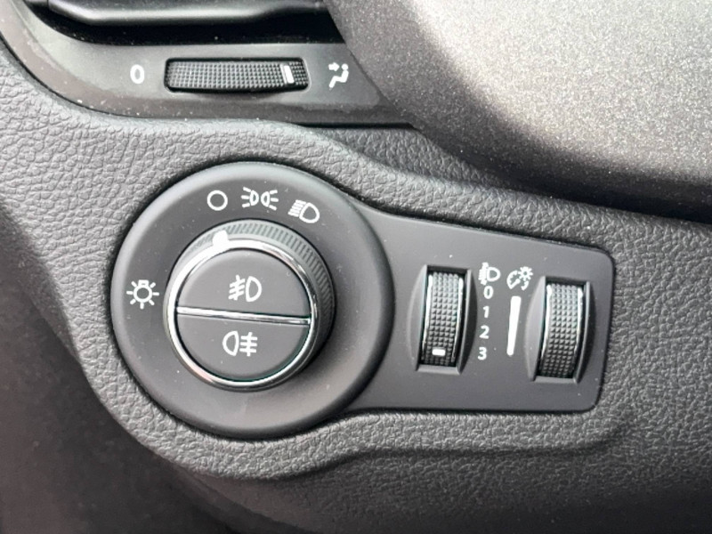 Fiat 500 500X 1.5 FireFly 130 ch S/S DCT7 Hybrid  5p 2023 - photo n°16 Fiat 500 500X 1.5 FireFly 130 ch S/S DCT7 Hybrid  5p  occasion à Libourne - photo n°16