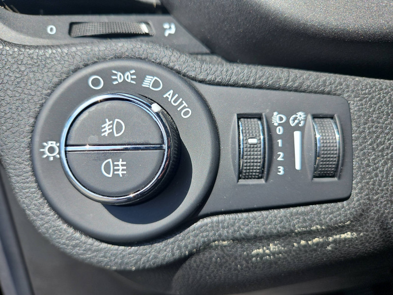 Fiat 500 500X 1.6 Multijet 130 ch Cross 5p 2022 - photo n°14 Fiat 500 500X 1.6 Multijet 130 ch Cross 5p  occasion à Muret - photo n°14