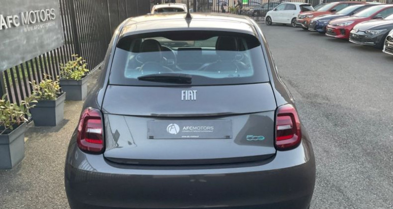 Fiat 500 e Berline 118 Ch Icone 2021 - photo n°4 Fiat 500 e Berline 118 Ch Icone  occasion à Saint-Maur-des-Fossés - photo n°4