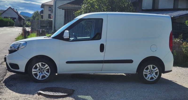 Fiat Doblo CARGO FT 1.3 MULTIJET 95 PACK PROFESSIONAL 2018 - photo n°4 Fiat Doblo CARGO FT 1.3 MULTIJET 95 PACK PROFESSIONAL  occasion à allonzier de la caille - photo n°4