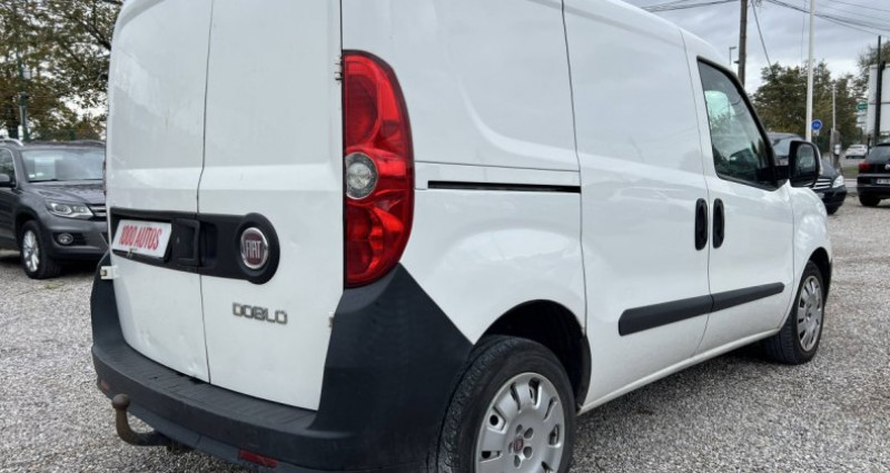 Fiat Doblo II 1.6 Multijet 16v 105ch DPF S&S Dynamic 2010 - photo n°4 Fiat Doblo II 1.6 Multijet 16v 105ch DPF S&S Dynamic  occasion à Roncq - photo n°4