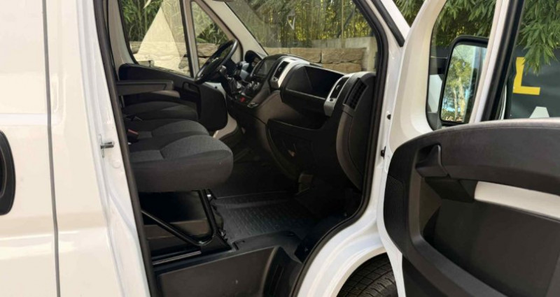 Fiat Ducato DDUCATO L2H2 2.3 MJT 120 PACK -16 990? TTC- 2021 - photo n°4 Fiat Ducato DDUCATO L2H2 2.3 MJT 120 PACK -16 990? TTC-  occasion à Six-Fours-les-Plages - photo n°4