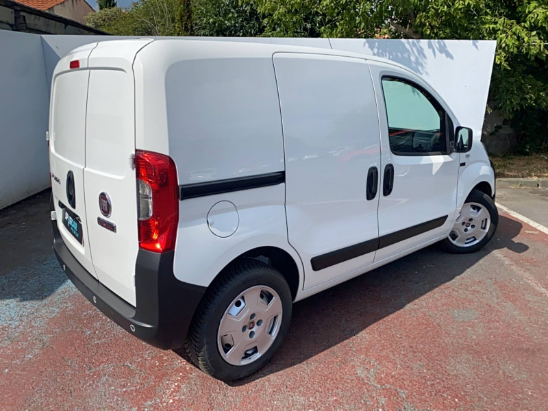 Fiat Fiorino FIORINO TOLE 1.3 16V MULTIJET 95 PRO LOUNGE 4p  occasion  Libourne - photo n2