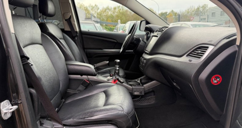 Fiat Freemont 2.0 MULTIJET 140 LOUNGE 7 places GPS CUIR 2013 - photo n°5 Fiat Freemont 2.0 MULTIJET 140 LOUNGE 7 places GPS CUIR  occasion à Uckange - photo n°5