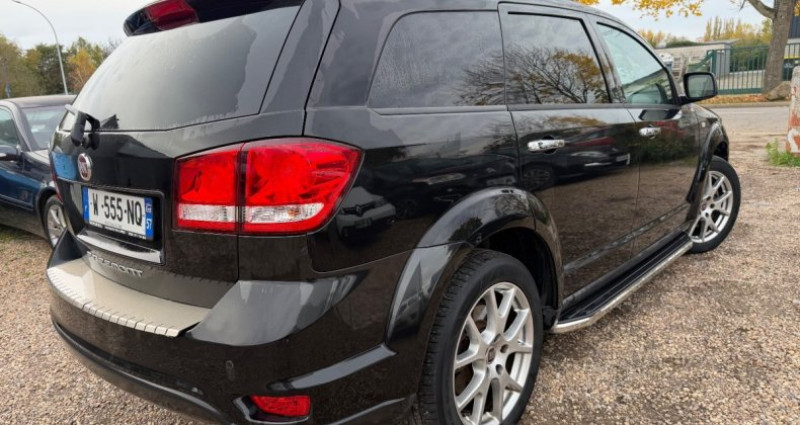 Fiat Freemont 2.0 MULTIJET 140 LOUNGE 7 places GPS CUIR 2013 - photo n°4 Fiat Freemont 2.0 MULTIJET 140 LOUNGE 7 places GPS CUIR  occasion à Uckange - photo n°4