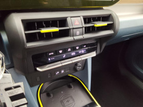 Fiat Grande Panda 1.2 hybrid 100ch la prima edct6  occasion � Ganges - photo n�7