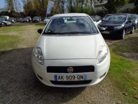 Fiat Grande Punto 1.2 8V 65CH CULT 3P  occasion  Aucamville - photo n2