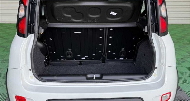 Fiat Panda 1.0 70 ch Hybride BSG S/S Sport 2022 - photo n°6 Fiat Panda 1.0 70 ch Hybride BSG S/S Sport  occasion à SAINT FULGENT - photo n°6