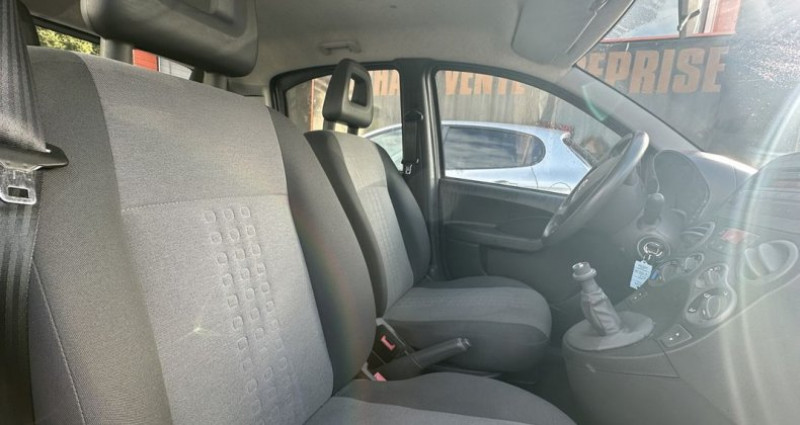 Fiat Panda 1.2 8V 69CH DYNAMIC EURO5 2012 - photo n°7 Fiat Panda 1.2 8V 69CH DYNAMIC EURO5  occasion à Morsang Sur Orge - photo n°7