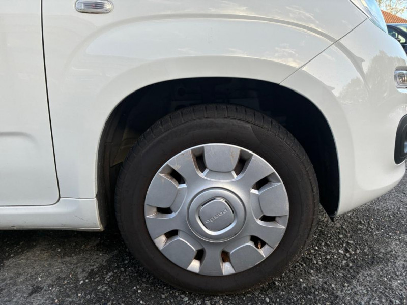 Fiat Panda 1.2i 69ch S&S Easy 2020 - photo n°19 Fiat Panda 1.2i 69ch S&S Easy  occasion à Mérignac - photo n°19