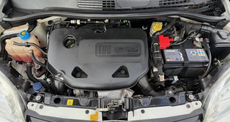 Fiat Panda 4X4 0.9 8V TWINAIR 85CH ROCK 5CV/ CRITAIR 1 / 2014 - photo n°7 Fiat Panda 4X4 0.9 8V TWINAIR 85CH ROCK 5CV/ CRITAIR 1 /  occasion à Moirans - photo n°7