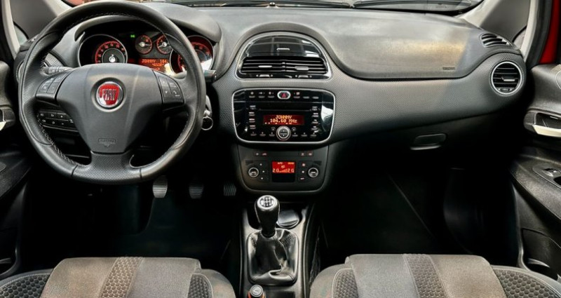 Fiat Punto EVO 1.4L Turbo Sport 135 ch 46 508 kms Rosso Passionale Première 2010 - photo n°6 Fiat Punto EVO 1.4L Turbo Sport 135 ch 46 508 kms Rosso Passionale Première  occasion à Halluin - photo n°6