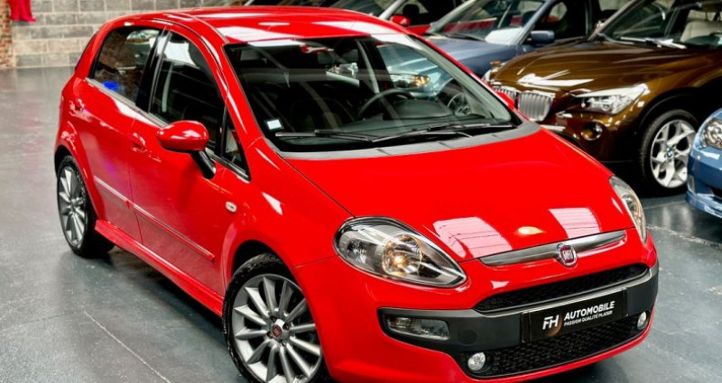 Fiat Punto EVO 1.4L Turbo Sport 135 ch 46 508 kms Rosso Passionale Première 2010 - photo n°3 Fiat Punto EVO 1.4L Turbo Sport 135 ch 46 508 kms Rosso Passionale Première  occasion à Halluin - photo n°3