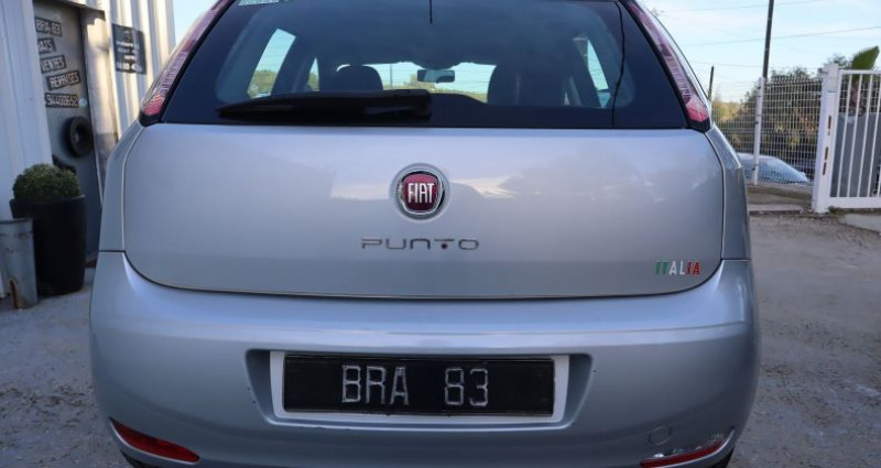 Fiat Punto 1.2 8V 69CH ITALIA 5P  occasion à Le Muy - photo n°5