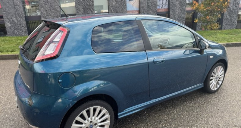 Fiat Punto TWINAIR 85CV 2012 - photo n°3 Fiat Punto TWINAIR 85CV  occasion à VIVIERS-DU-LAC - photo n°3