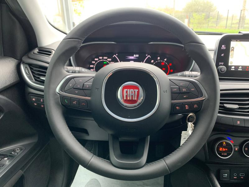 Fiat Tipo SW 1.6 MultiJet 120ch Lounge S/S  occasion à Saint-Doulchard - photo n°14