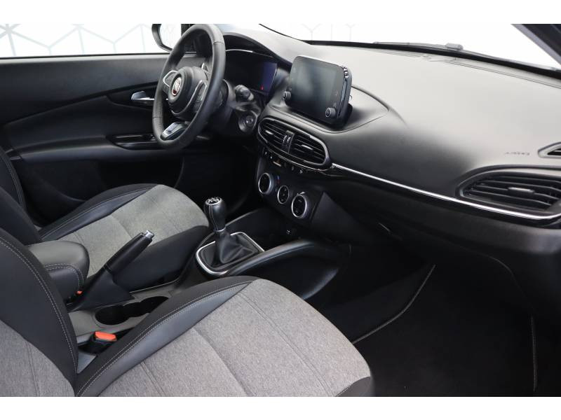 Fiat Tipo 1.0 Firefly Turbo 100 ch S&S Life Plus  occasion  LONS - photo n9