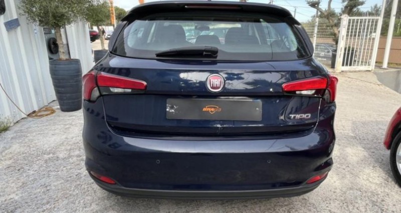 Fiat Tipo 1.4i - 95 5P 2016 BERLINE Lounge PHASE 1  occasion  Le Muy - photo n5