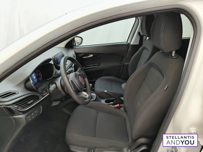 Fiat Tipo 5 Portes 1.0 Firefly Turbo 100 ch S&S Life Plus  occasion  VENISSIEUX - photo n10