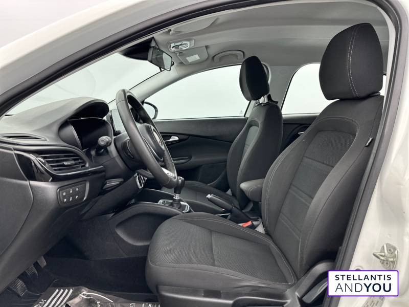 Fiat Tipo 5 Portes 1.0 Firefly Turbo 100 ch S&S Life  occasion à NANTERRE - photo n°10