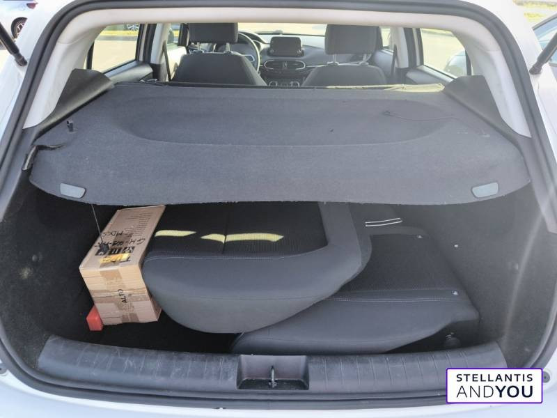 Fiat Tipo 5 Portes 1.0 Firefly Turbo 100 ch S&S Life  occasion  NANTERRE - photo n7
