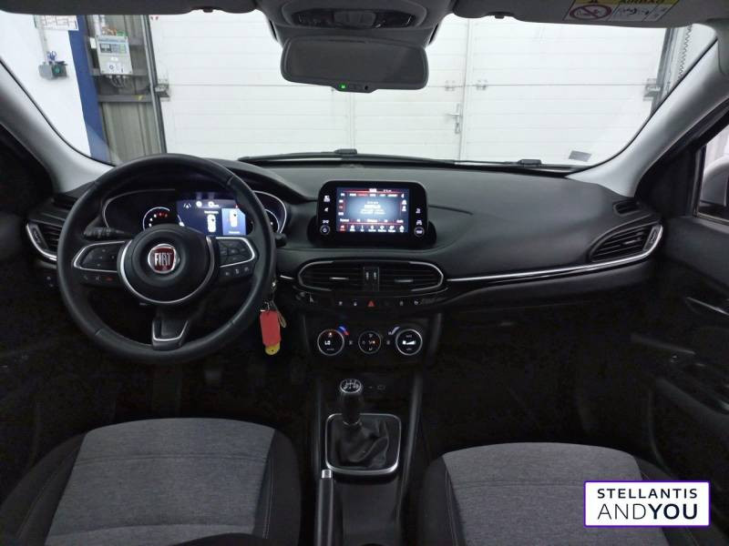 Fiat Tipo Cross 1.0 Firefly Turbo 100 ch S&S Plus  occasion  LYON - photo n2