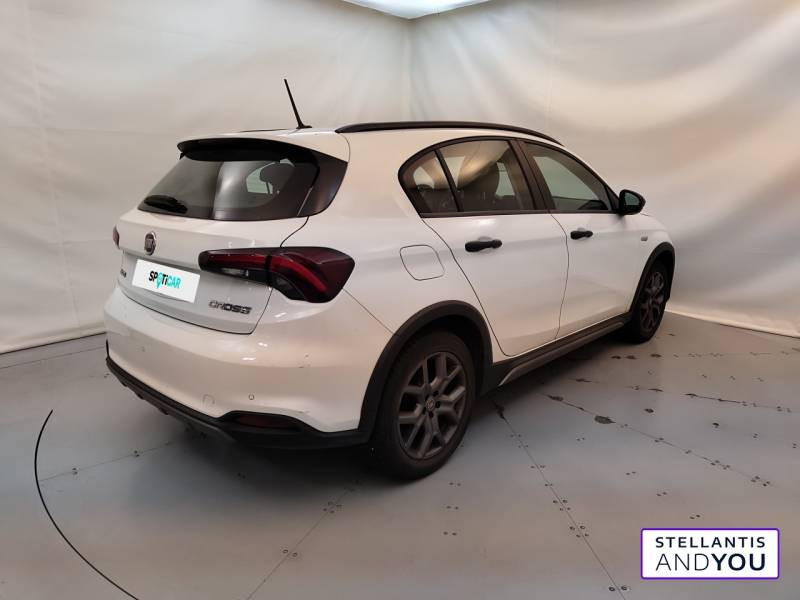 Fiat Tipo Cross 1.0 Firefly Turbo 100 ch S&S  occasion   VENISSIEUX - photo n3