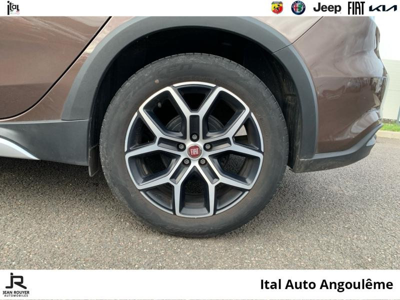 Fiat Tipo Cross 1.0 FireFly Turbo 100ch S/S Plus  occasion à CHAMPNIERS - photo n°3