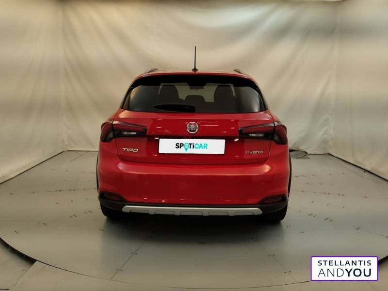 Fiat Tipo Cross 5 Portes 1.5 Firefly Turbo 130 ch S&S DCT7 Hybrid (RED  occasion  VENISSIEUX - photo n4
