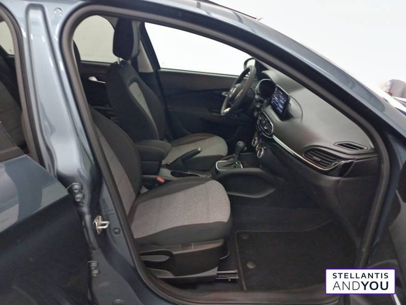 Fiat Tipo Cross 5 Portes 1.5 Firefly Turbo 130 ch S&S DCT7 Hybrid Plus  occasion   VENISSIEUX - photo n10