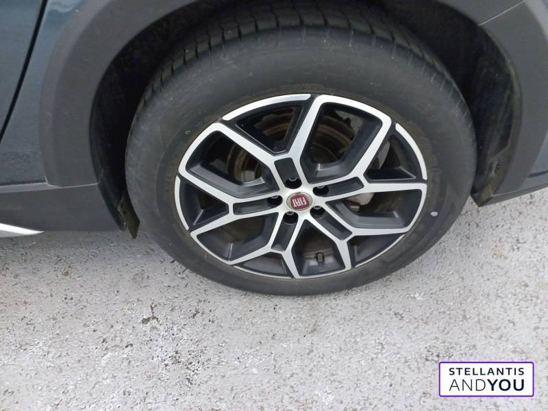 Fiat Tipo Cross 5 Portes 1.5 Firefly Turbo 130 ch S&S DCT7 Hybrid Plus  occasion   VENISSIEUX - photo n6