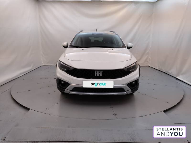 Fiat Tipo Cross 5 Portes 1.5 Firefly Turbo 130 ch S&S DCT7 Hybrid Plus  occasion  LYON - photo n8