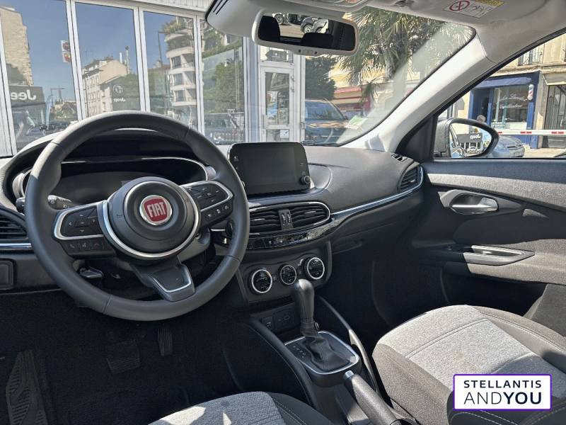 Fiat Tipo Cross 5 Portes 1.5 Firefly Turbo 130 ch S&S DCT7 Hybrid Plus  occasion  BOULOGNE BILLANCOURT - photo n8