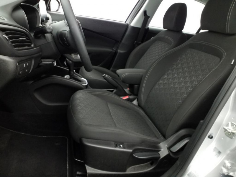 Fiat Tipo CROSS 5 PORTES MY22 1.5 Firefly Turbo 130 ch S&S DCT7 Hybrid  occasion  Castelnau-le-Lez - photo n9