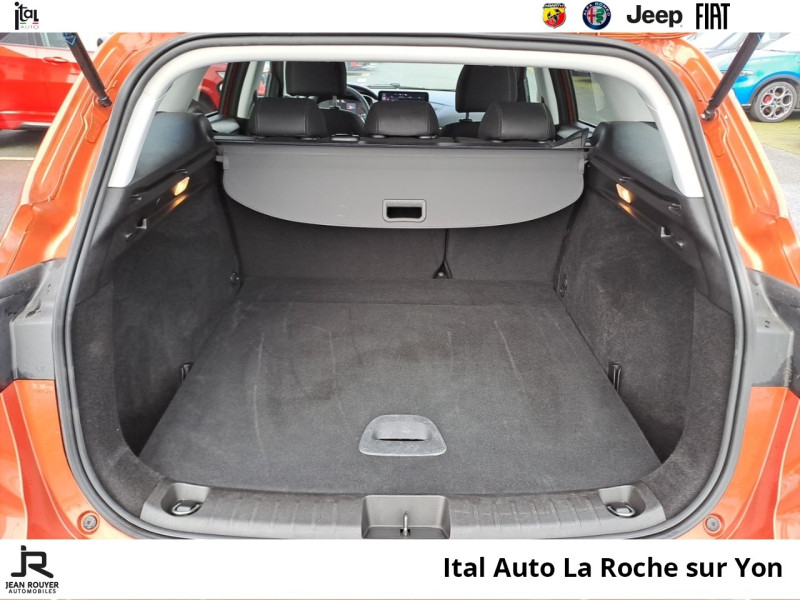 Fiat Tipo Cross SW 1.0 FireFly Turbo 100ch S/S Plus MY22  occasion à MOUILLERON LE CAPTIF - photo n°7