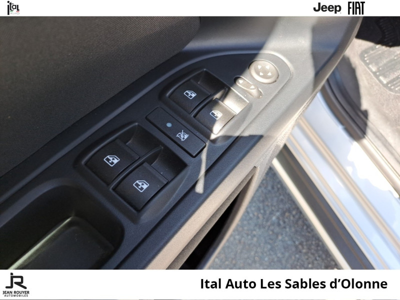 Fiat Tipo Cross SW 1.0 FireFly Turbo 100ch S/S Plus MY22  occasion  LES SABLES D'OLONNE - photo n10