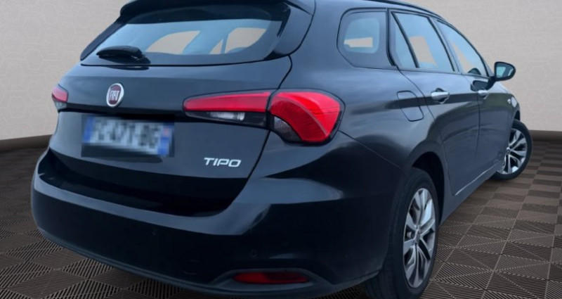 Fiat Tipo Hatchback Lounge 1.6 JTDM 120 Ch - GPS, Cam�ra, Clim Auto  occasion � Uckange - photo n�2