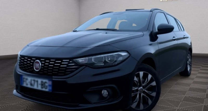 Fiat Tipo Hatchback Lounge 1.6 JTDM 120 Ch - GPS, Cam�ra, Clim Auto  occasion � Uckange
