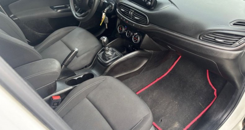 Fiat Tipo II (2) 1.6 JTD Multijet 120 Design  occasion � SAINT MARTIN D'HERES - photo n�4