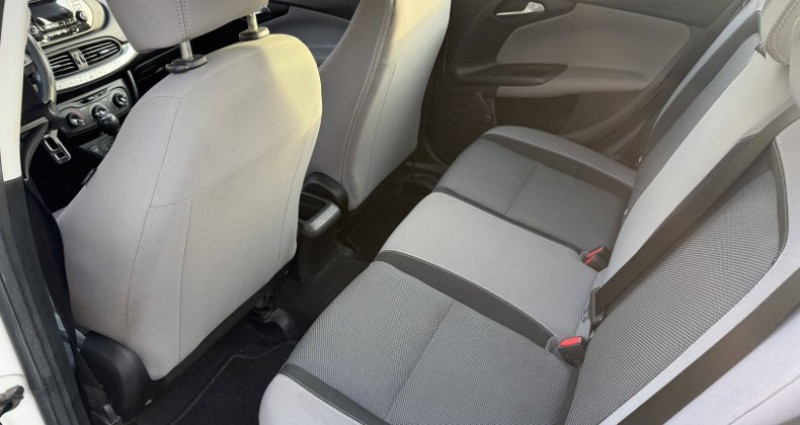 Fiat Tipo II 1.4 95ch Easy 5p  occasion � Firminy - photo n�7