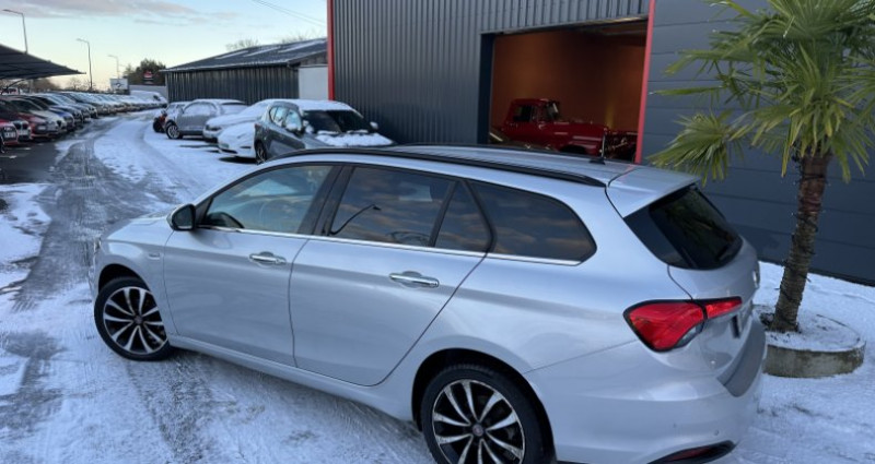 Fiat Tipo SW 1.4 T-Jet 120ch Lounge S/S 2017  occasion � Saint Berthevin - photo n�4