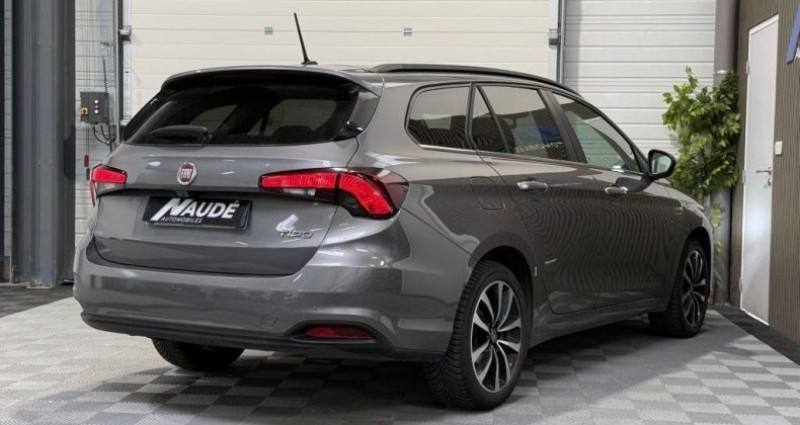 Fiat Tipo SW 1.6 MultiJet 120 CH Lounge  occasion � CHAPONOST - photo n�6