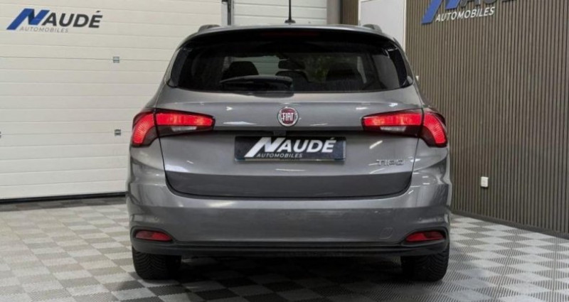 Fiat Tipo SW 1.6 MultiJet 120 CH Lounge  occasion � CHAPONOST - photo n�5
