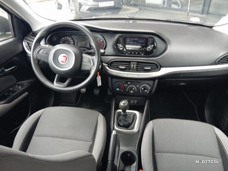 Fiat Tipo Tipo 1.4 95 ch  occasion  Neufchtel-en-Bray - photo n9