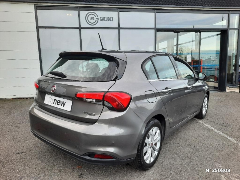 Fiat Tipo Tipo 5 Portes 1.3 MultiJet 95 ch Start/Stop Business  occasion  Pont-Audemer - photo n4