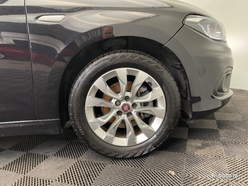 Fiat Tipo Tipo 5 Portes 1.4 95 ch Easy  occasion � Amiens - photo n�8